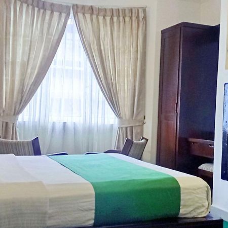 The Rock Hotel Νουβάρα Ελίγια Εξωτερικό φωτογραφία