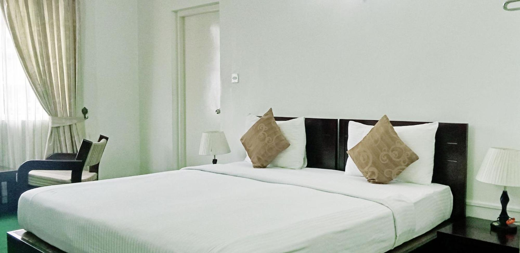 The Rock Hotel Νουβάρα Ελίγια Εξωτερικό φωτογραφία