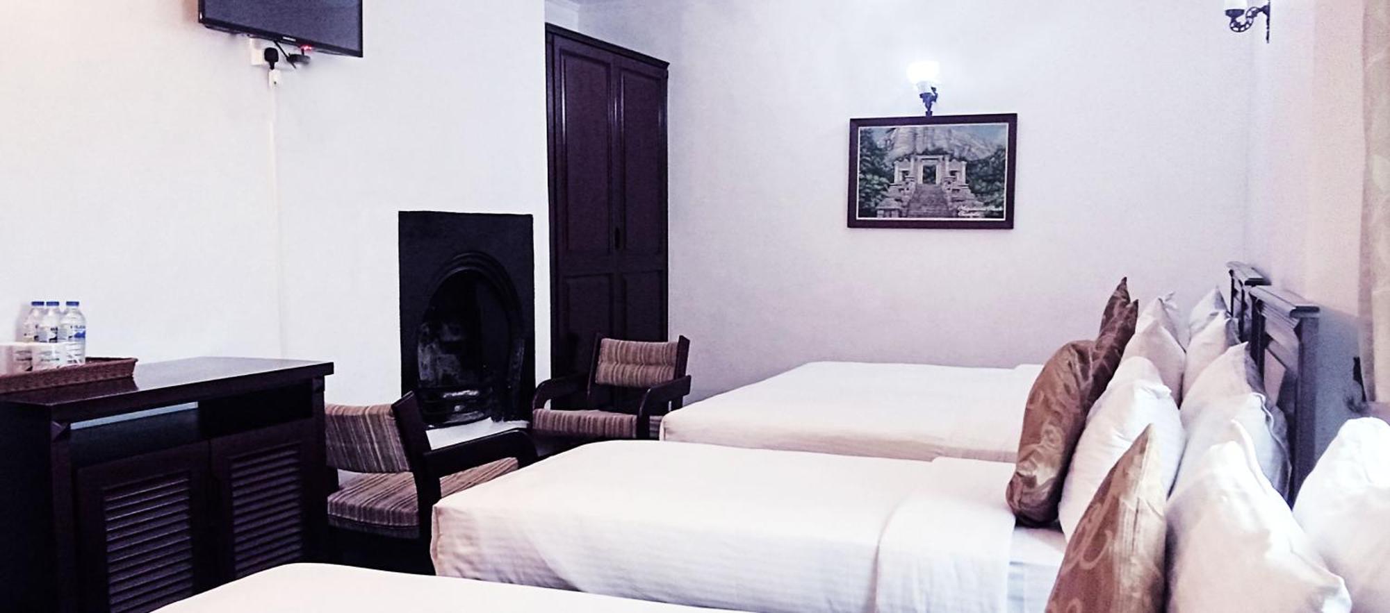The Rock Hotel Νουβάρα Ελίγια Εξωτερικό φωτογραφία
