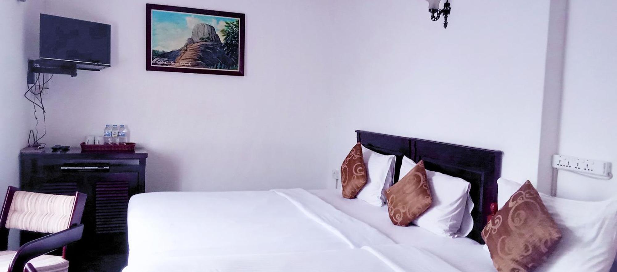 The Rock Hotel Νουβάρα Ελίγια Εξωτερικό φωτογραφία